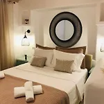 Klaras House