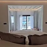 Deliades Hotel