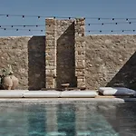 Nomad Mykonos - Small Luxury Hotels Of The World