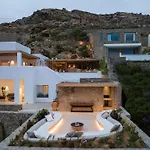 Silver Breeze Villa