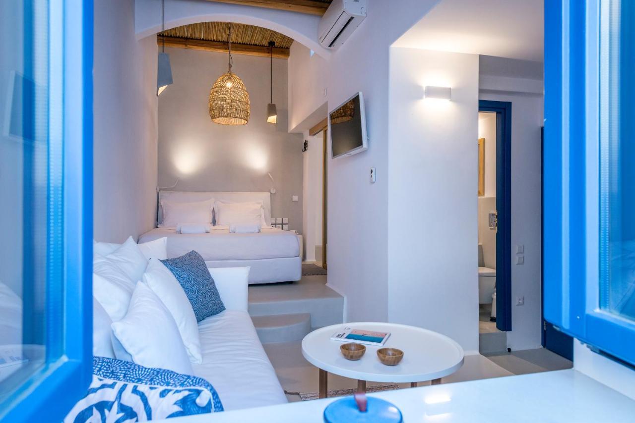 Chiara Mykonos *