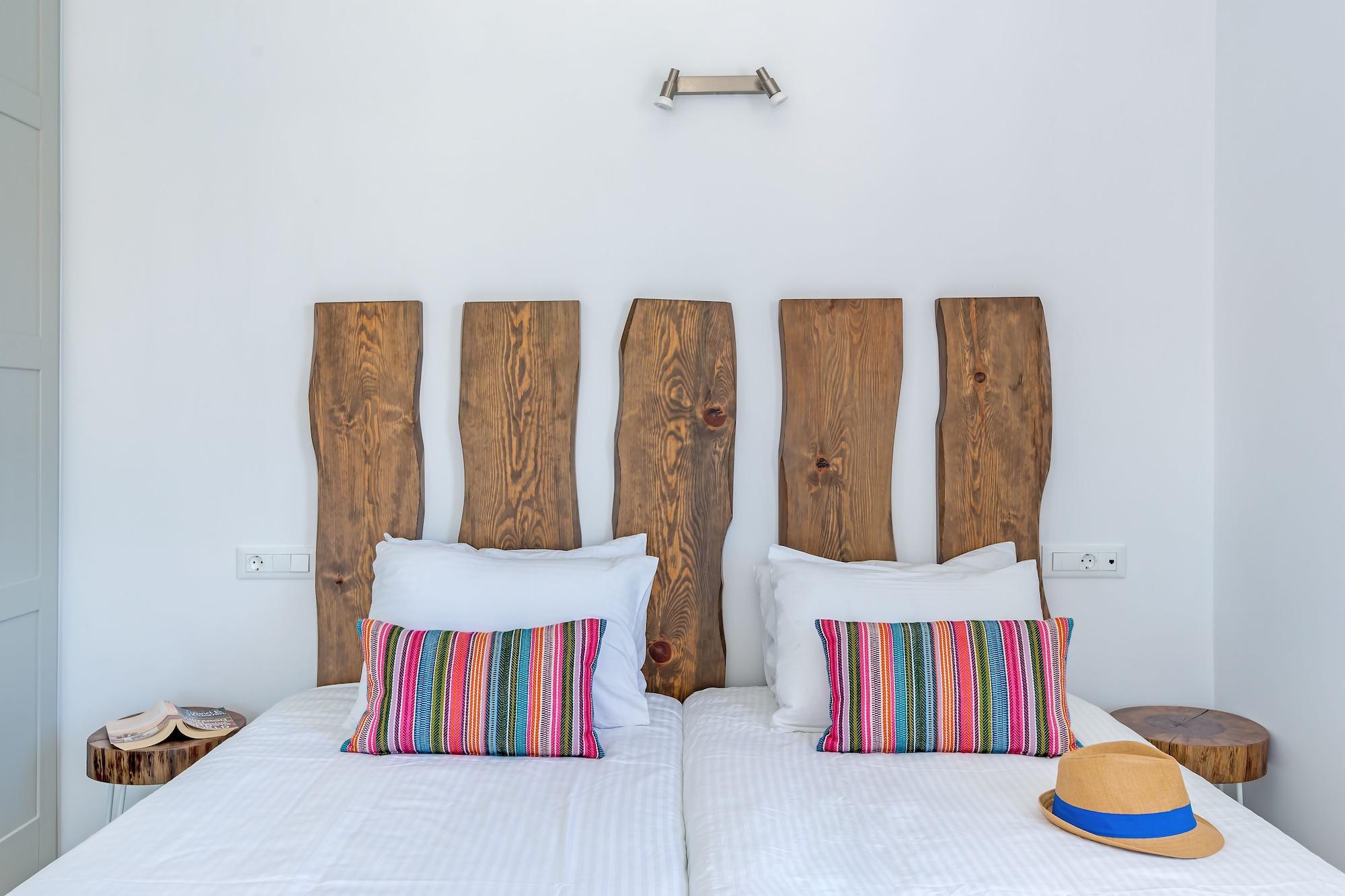 Cape Mykonos Hotel