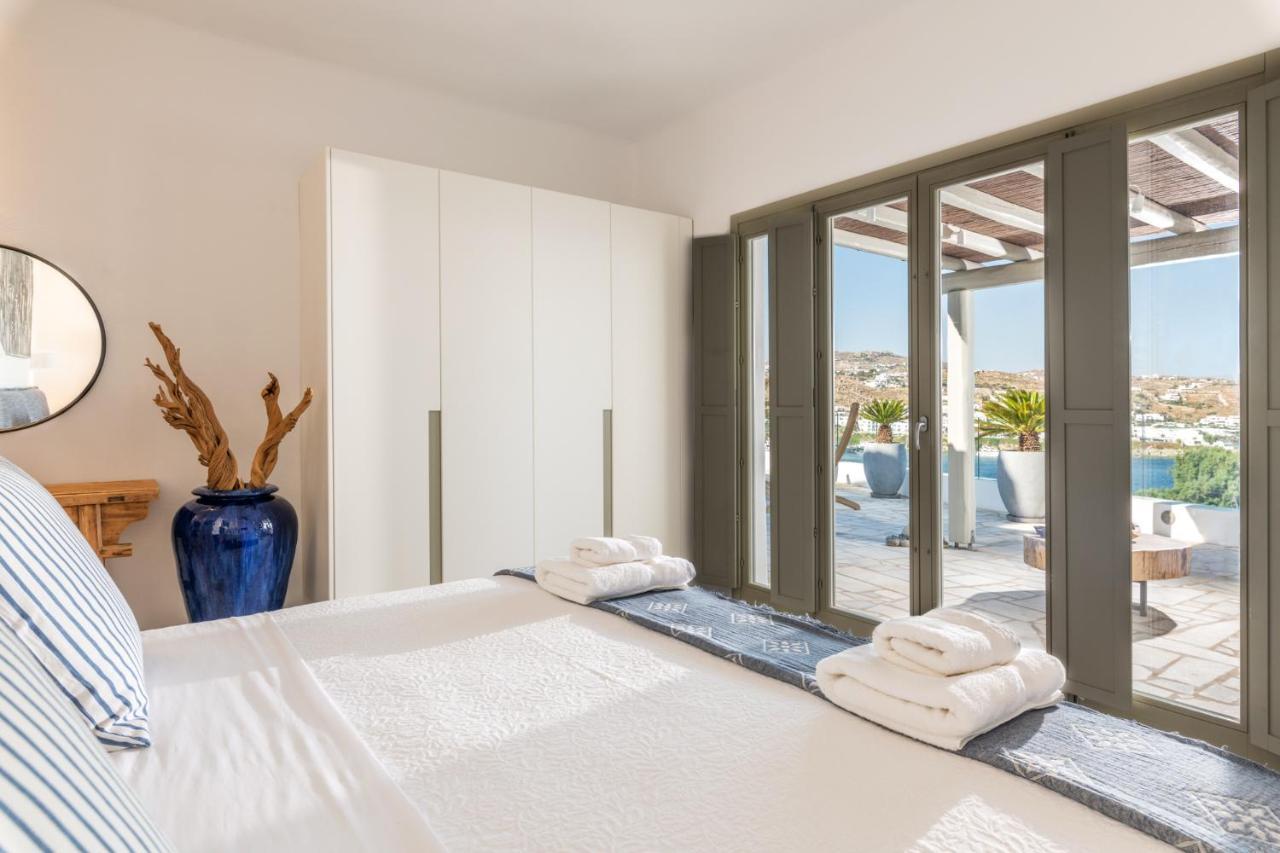 Lilium I - Overlooking Psarou Bay, Mykonos *