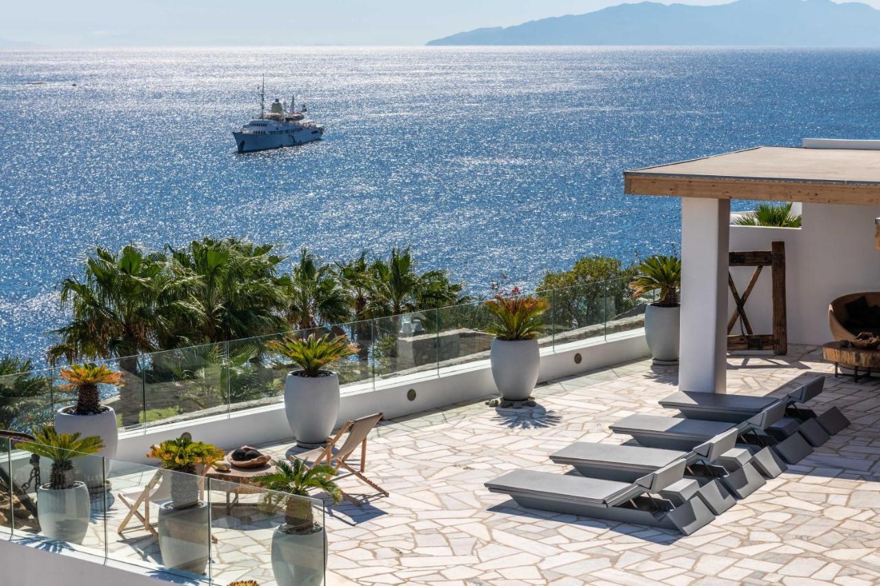 Lilium I - Overlooking Psarou Bay, Mykonos Villa *