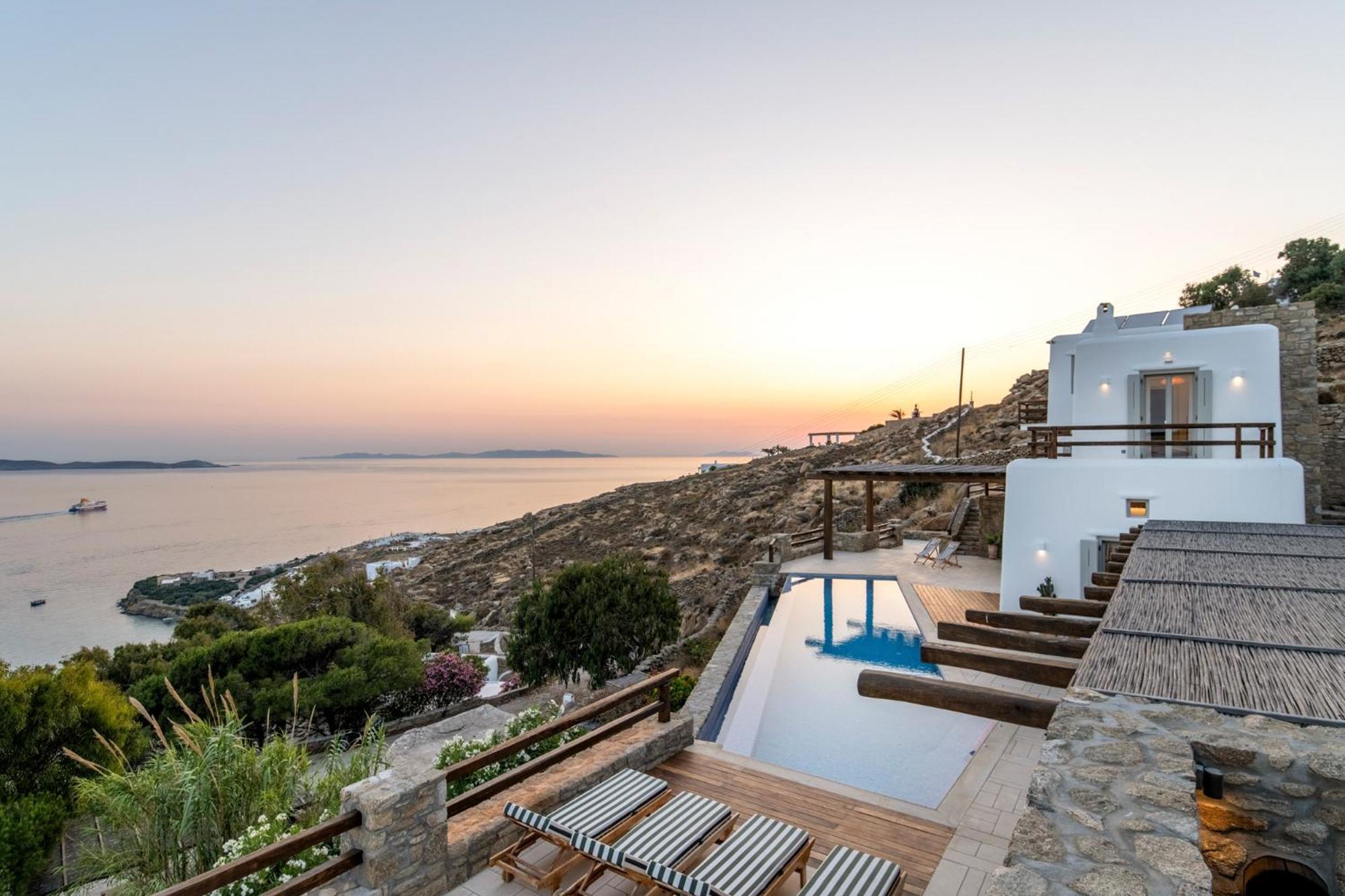 Olivia Mykonos