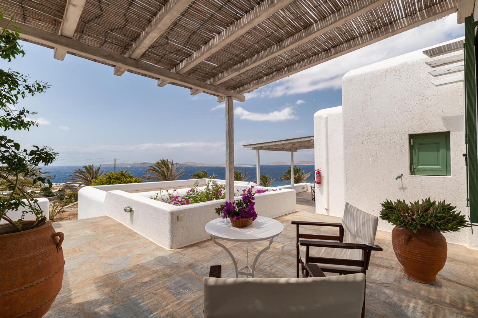Fos Mykonos *