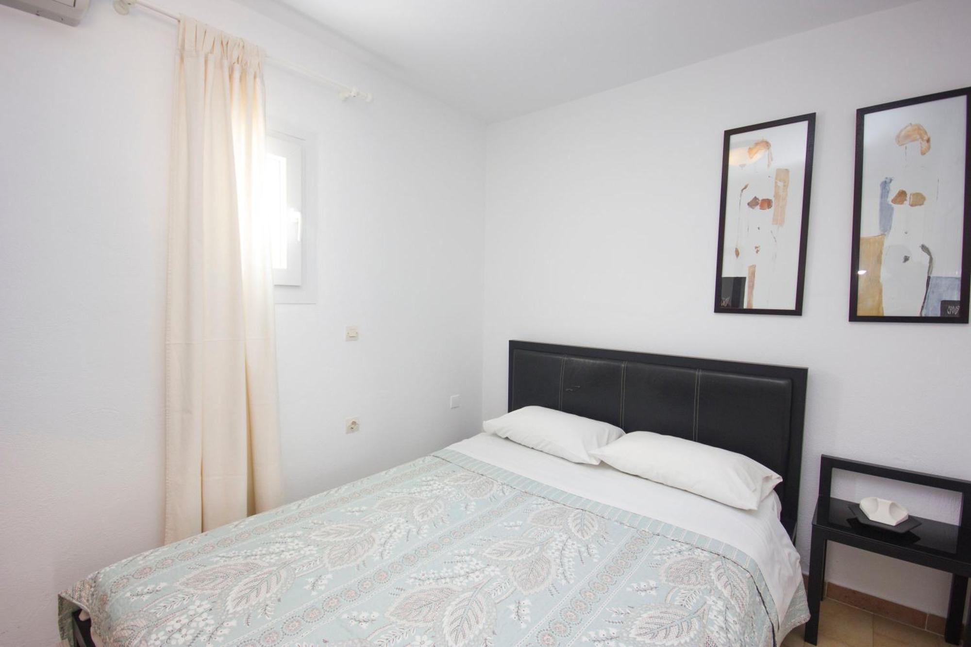 Gelos House Aparthotel 2*
