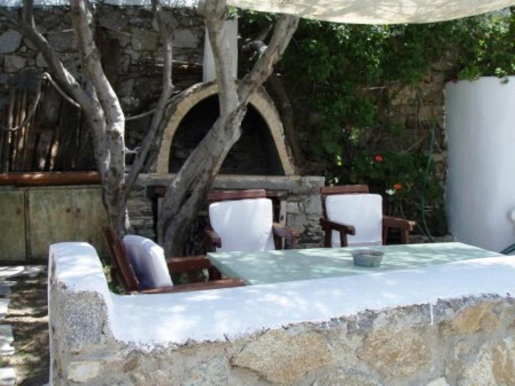 & Rania Aparthotel