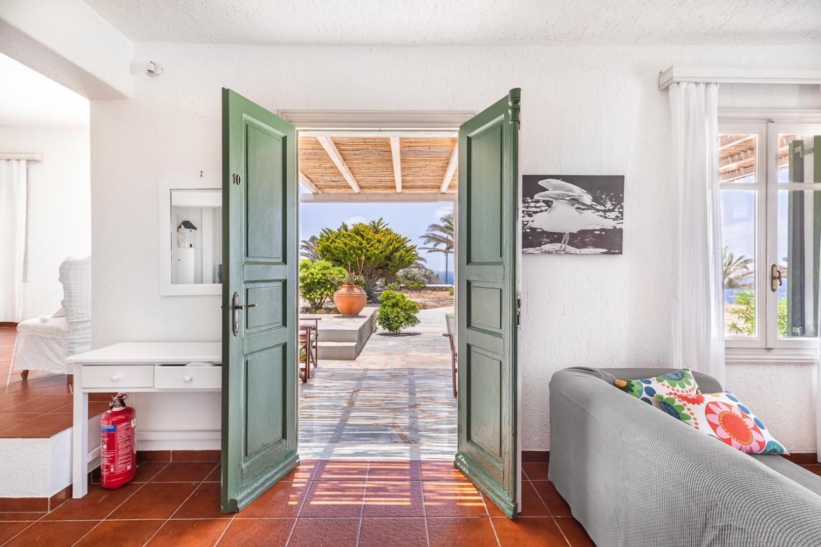 Fos Mykonos Apartment Agios Ioannis Diakoftis