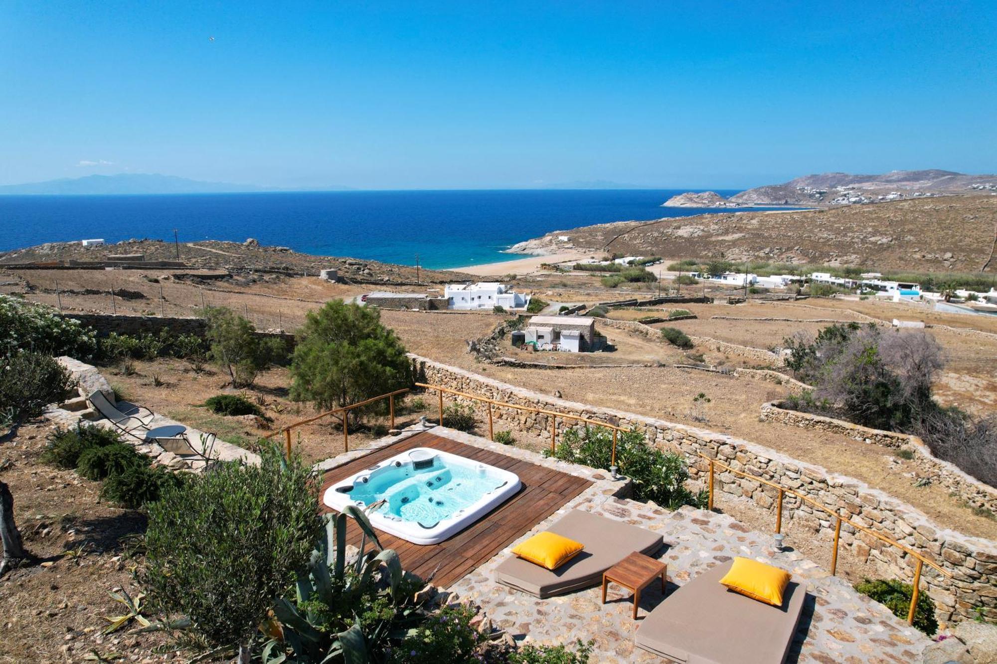 Nautilia - Luxury And 3* Kalafatis