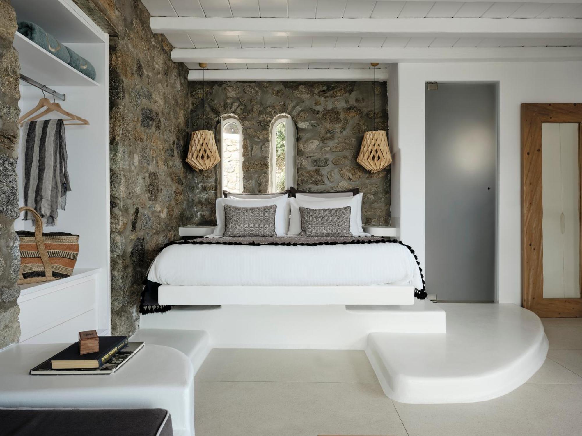 Mykonos No5 Luxury & 4* Mykonos Town