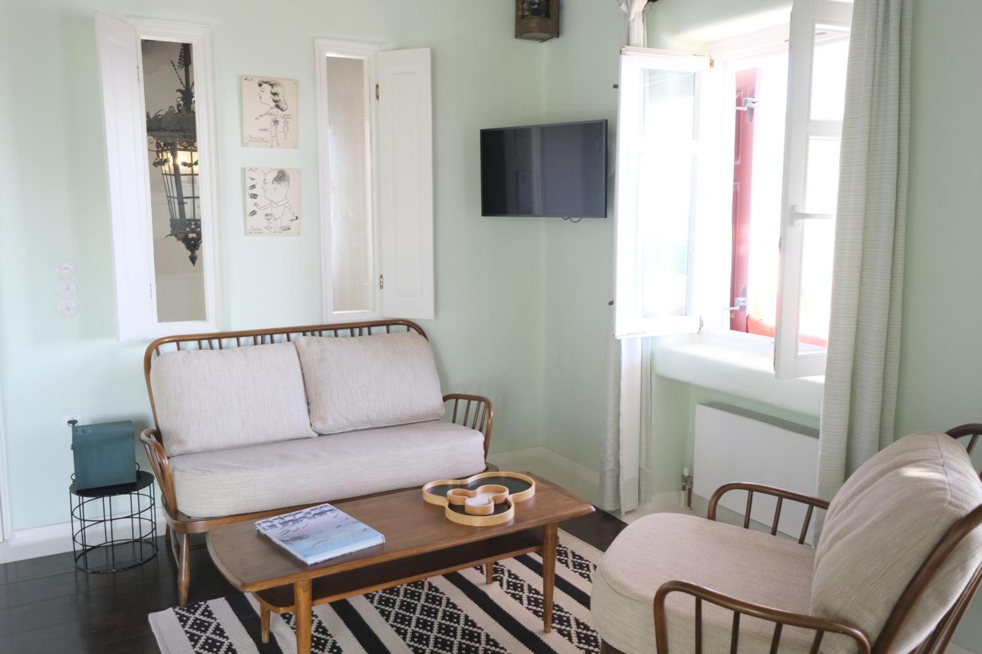 Nautilia - Luxury And