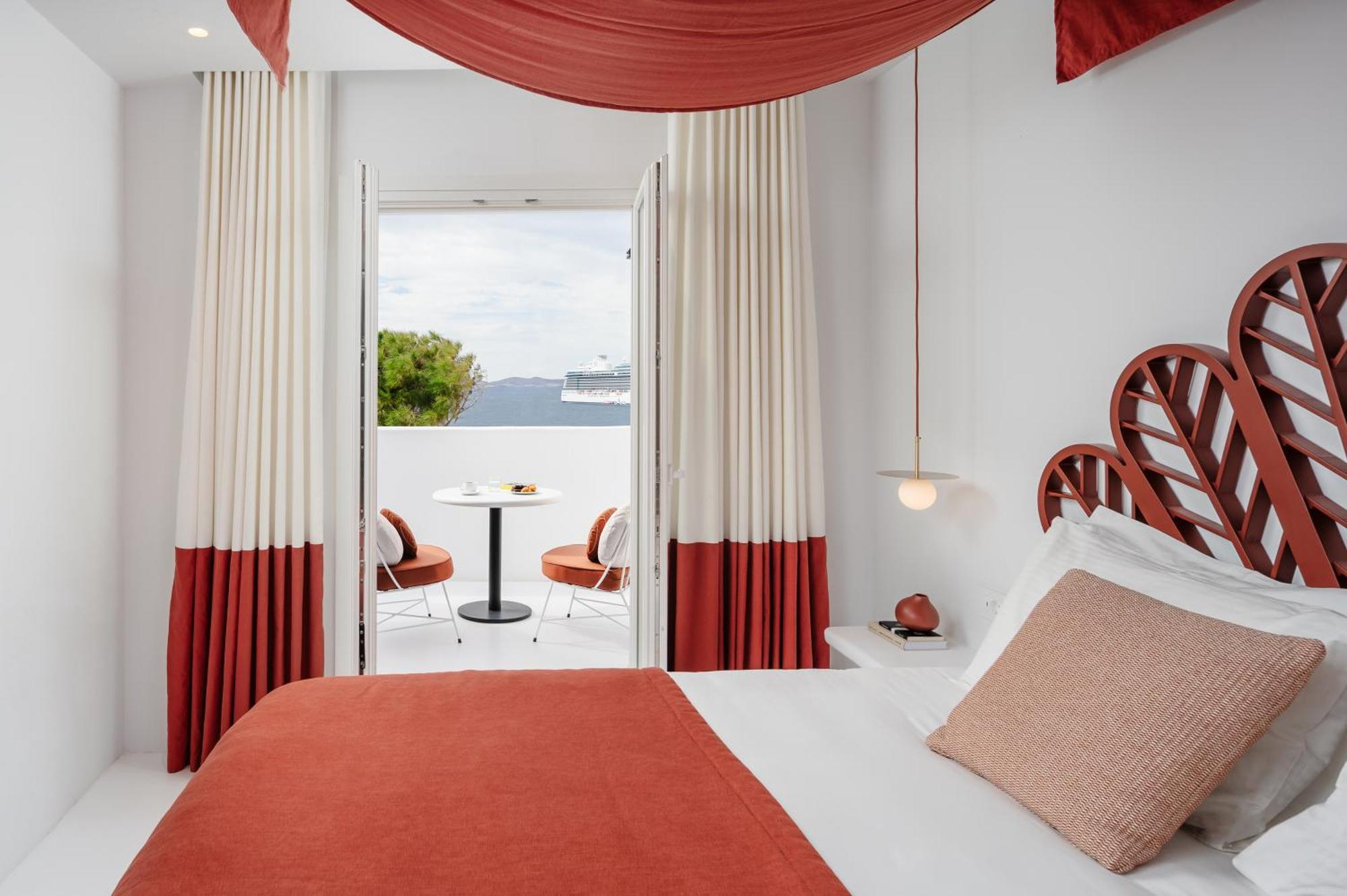 Croco Mykonos 5* Tourlos