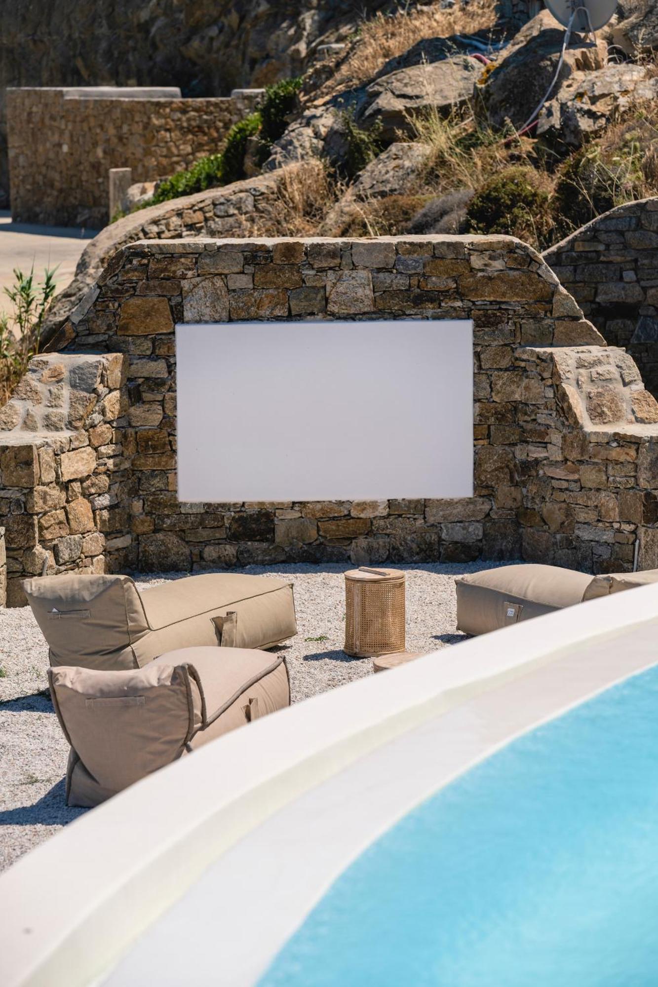 Luxury With Stunning Views Above Kalo Livadi * Mykonos Town