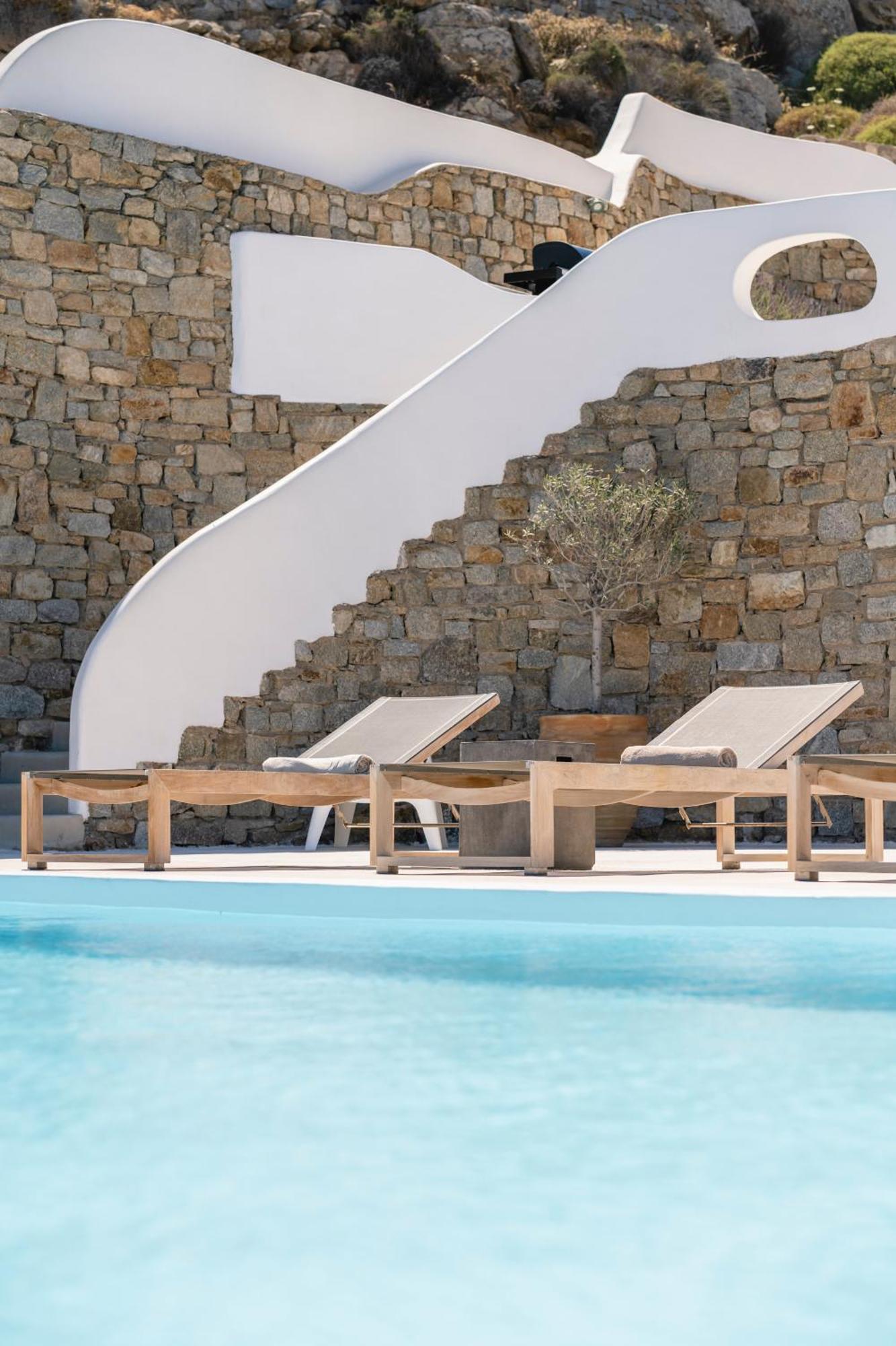 Luxury With Stunning Views Above Kalo Livadi * Mykonos Town