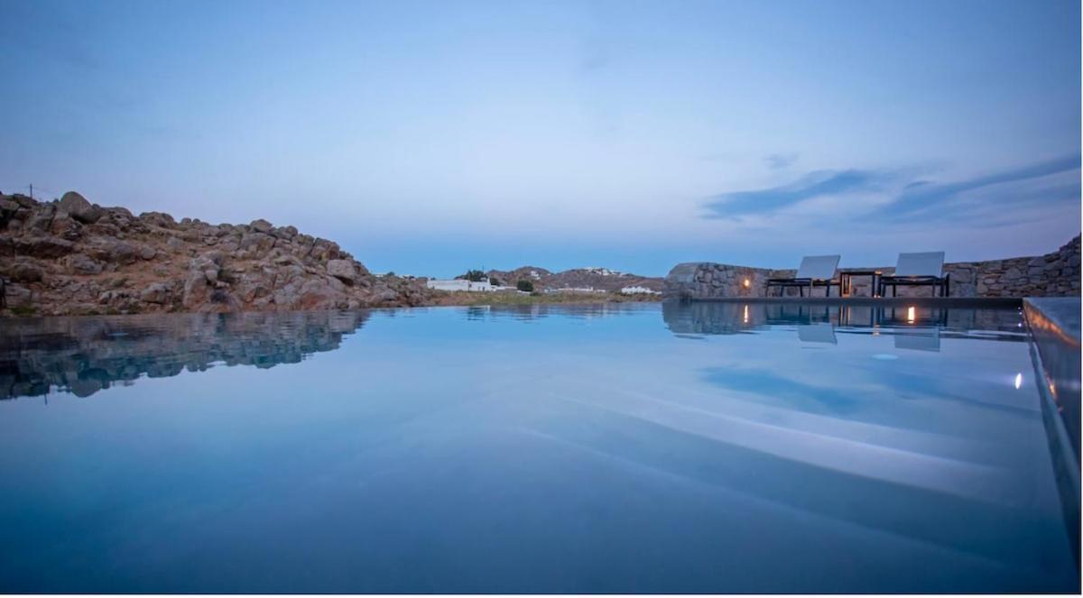 Villa Private Verdigris With Infinity Sea Views