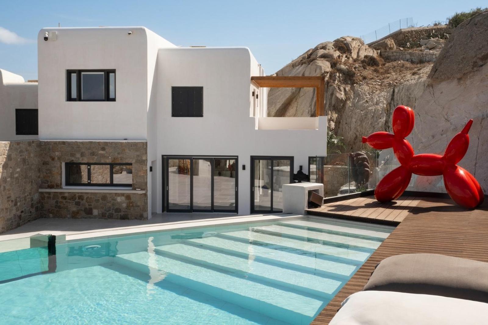 Villa Martinez