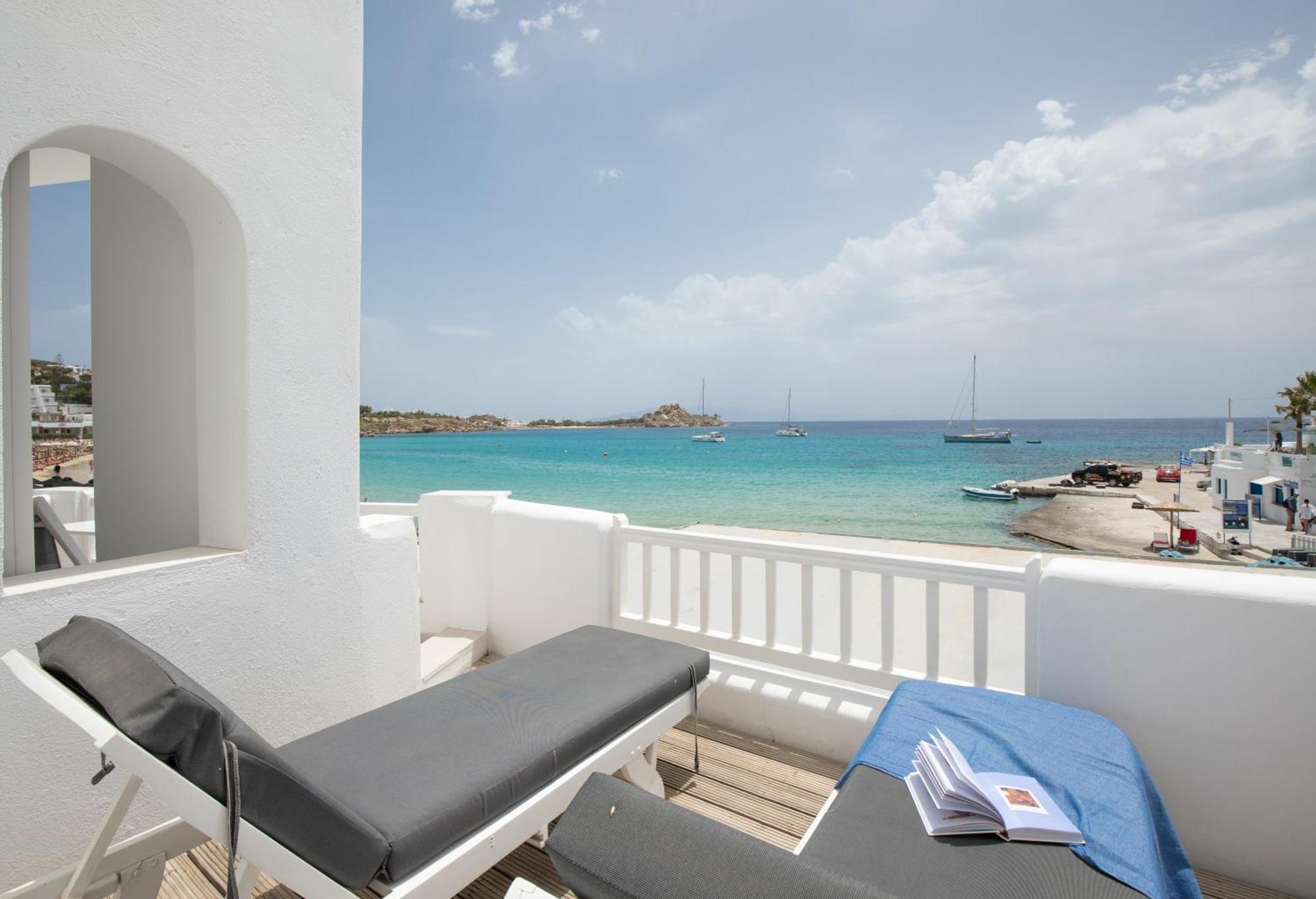 Hotel Acrogiali Beachfront Mykonos 4*