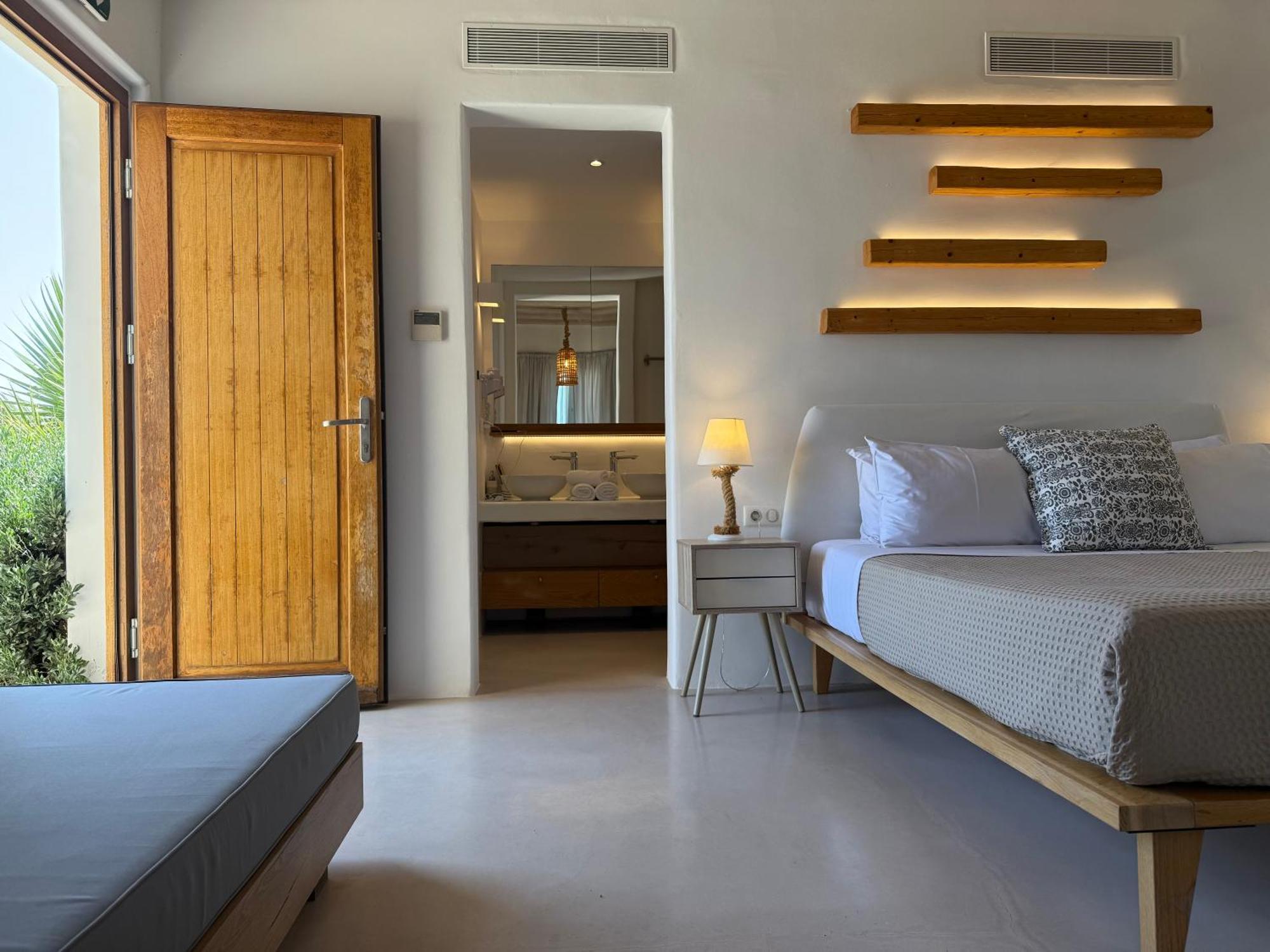 Hotel Myconian Crown 4*