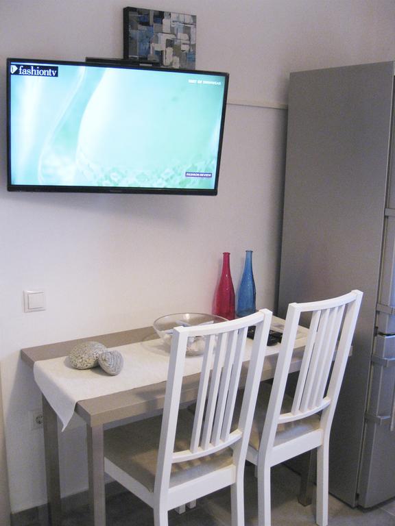 Lavish Apartment