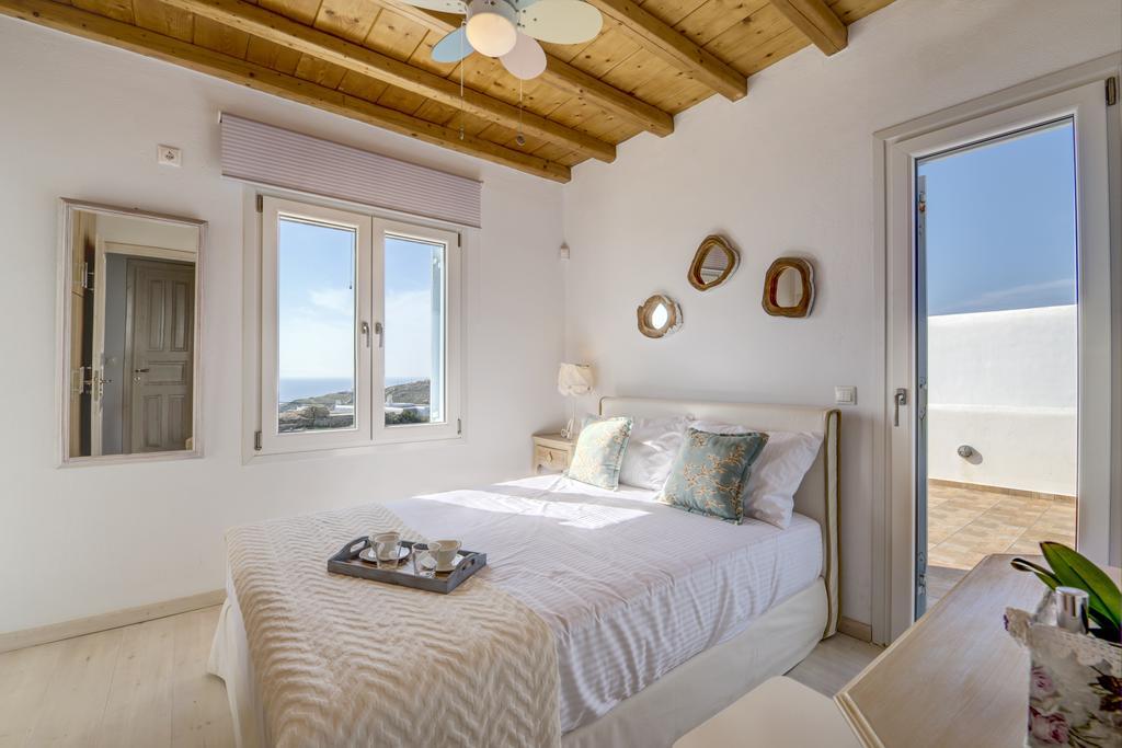 Villa Paradisia *