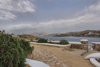 Lavish * Agios Ioannis Diakoftis