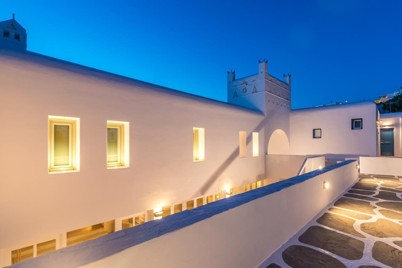 Rochari Hotel 4*