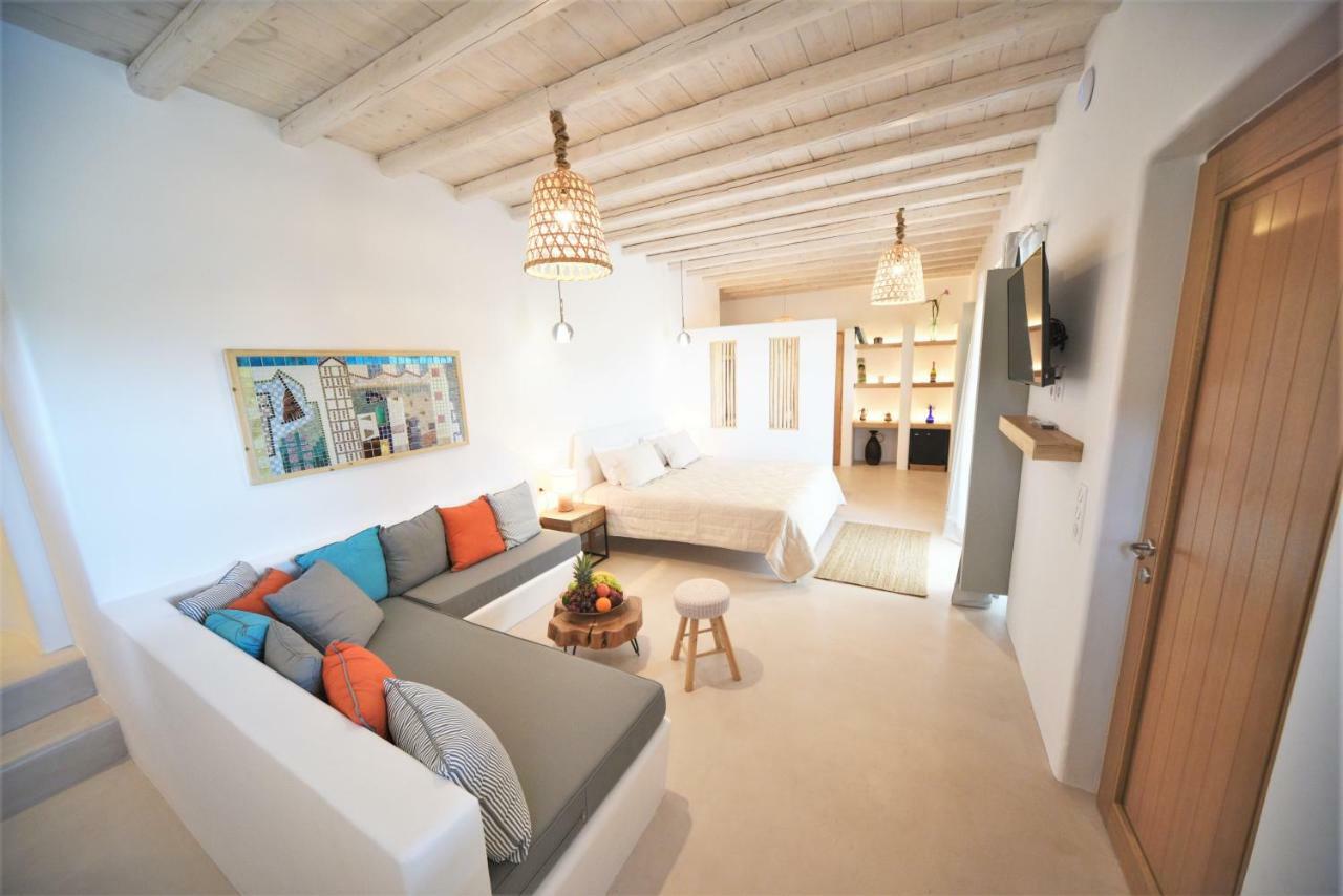 Myconian Crown Hotel 4*