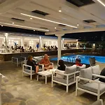 Yiannaki Hotel