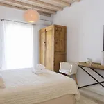 Villa Azurite With Heated Pool By Diles Villas