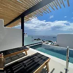 Seethrough Mykonos Suites (Adults Only)