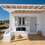 Little Villa Amid Super Paradise-Jackieo\' Mykonos