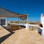 Little Villa Amid Super Paradise-Jackieo\' Mykonos