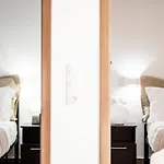 House Suites - Psarou