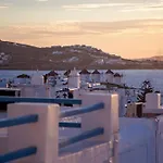 Whitehomes1