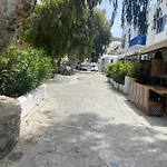 Beautiful Apartment In Mykonos Town !
