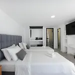 Mykonos Kosmoplaz Beach Resort Hotel