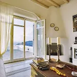 Oniro Summer House