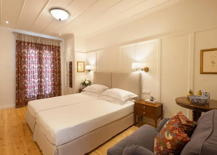 Despotiko Hotel