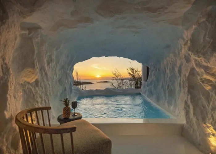 Mbc Mykonos Town Black Villa 6 Bedrooms Mykonos