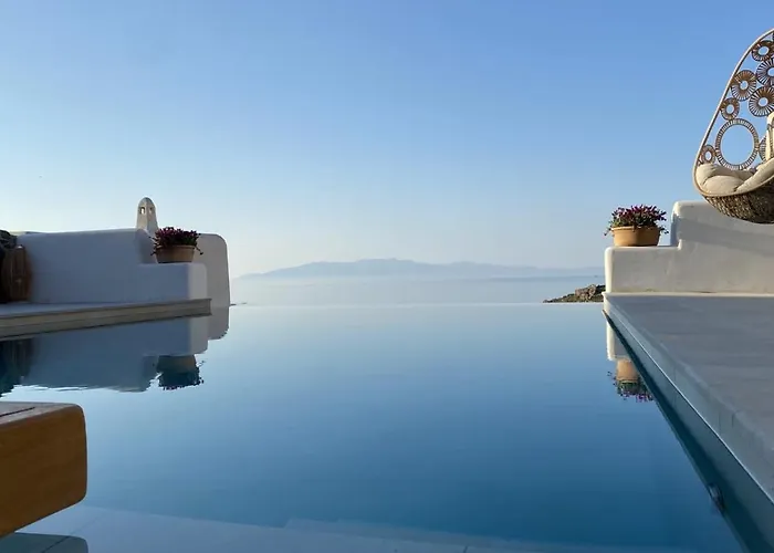Villa Camelia 1 - Psarou View - Private Pool And Jacuzzi