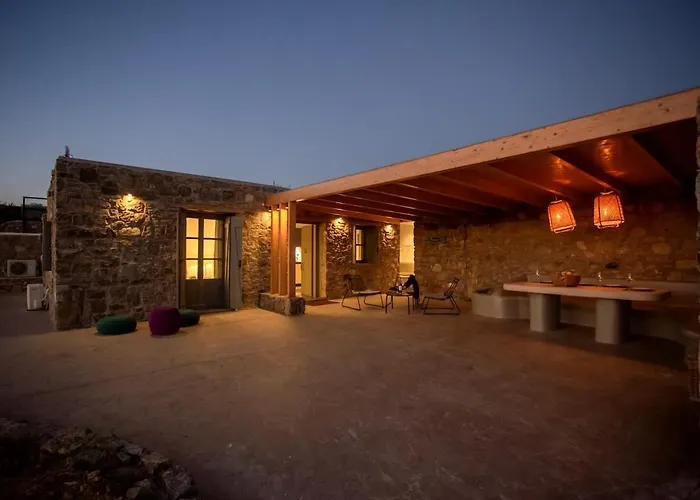 Private Apartment Sea View Yard