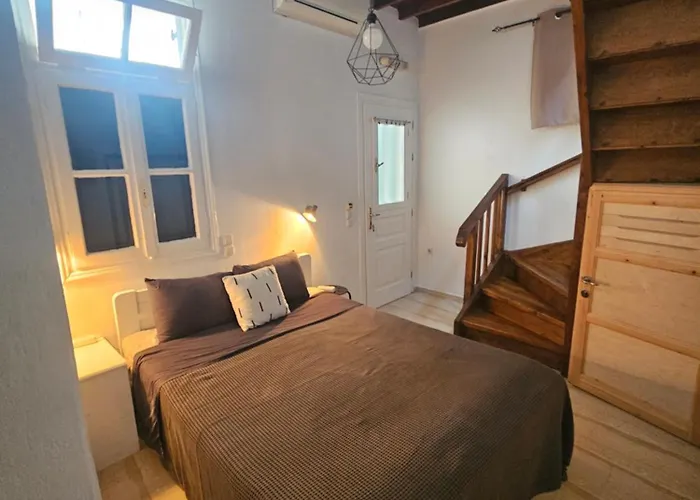 Onyx Apartment
