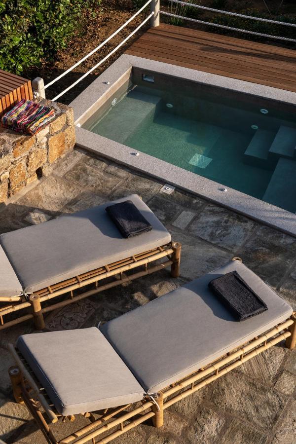 Mykonos Ag In *