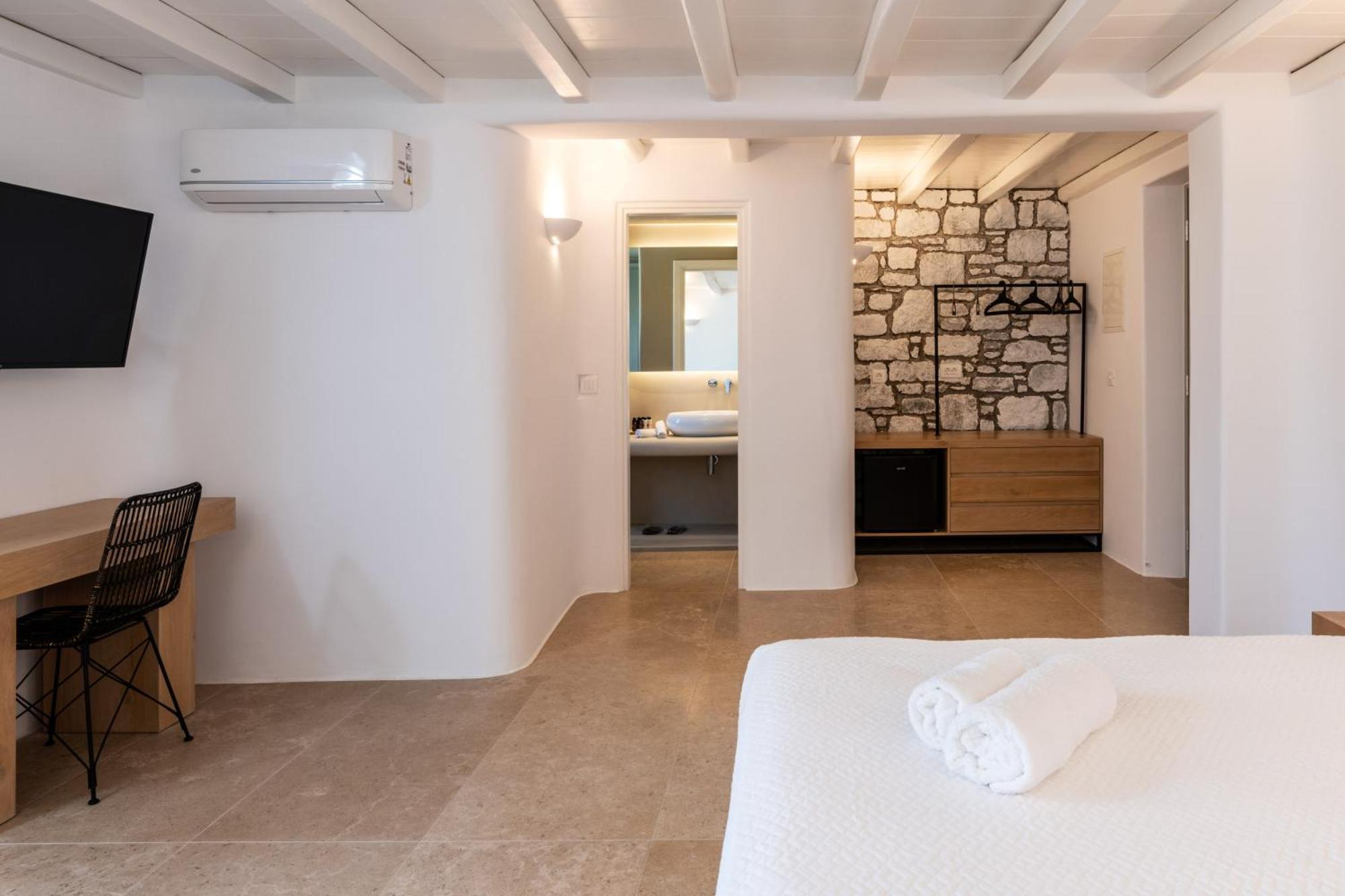 Mykonos Ag In