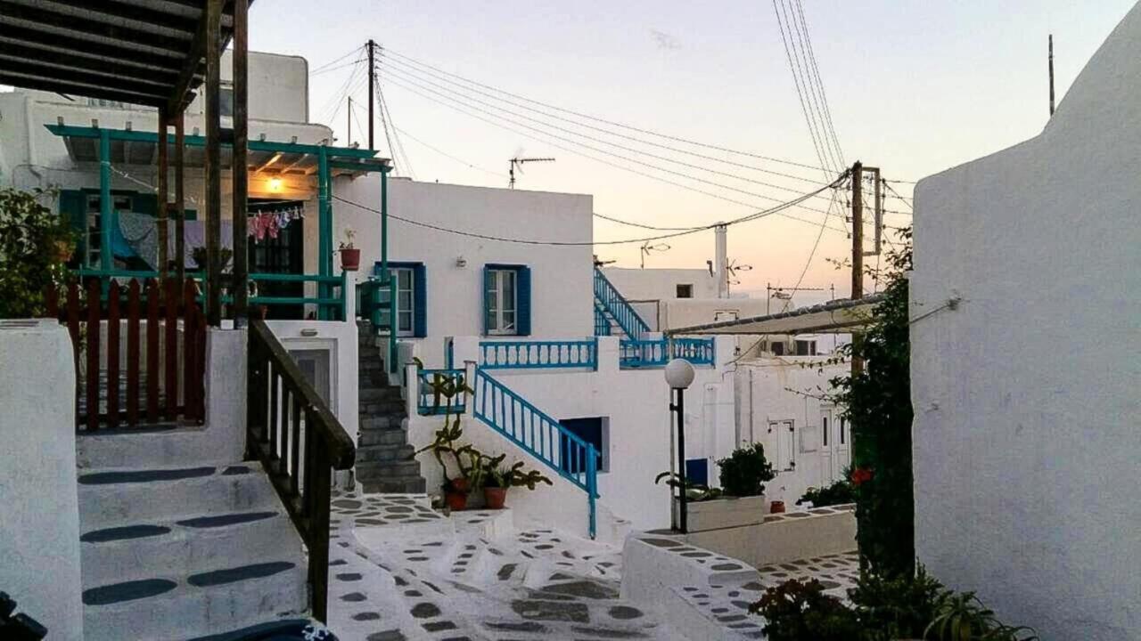 Traditional Split Level House In Mykonos Town
