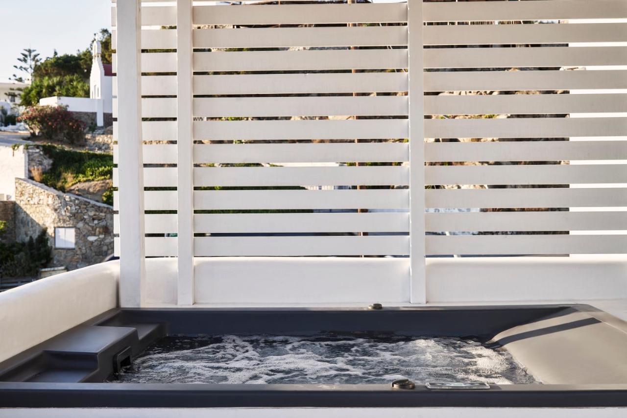 Periscope Private Jacuzzi Apartment *