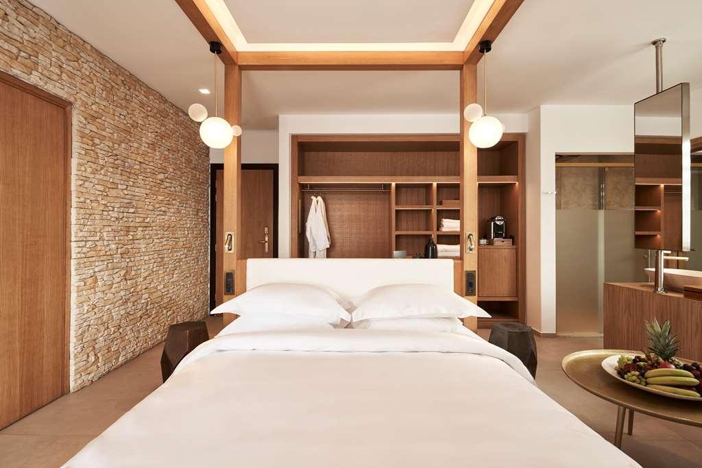 Myconian Naia 5*