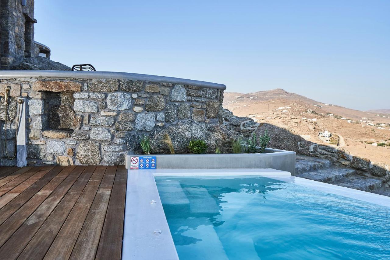 Teal Rock Mykonos