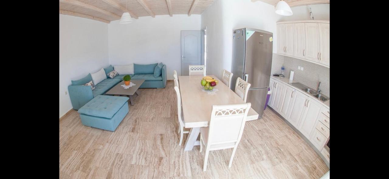 & Elia Mykonos *